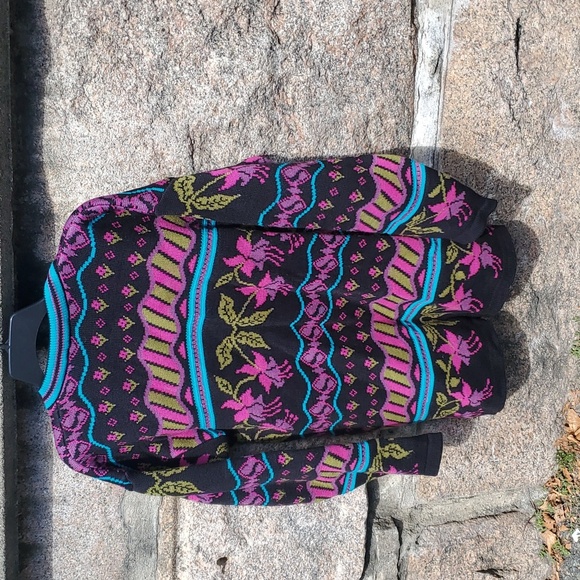 Glen Tara Knit Cardigan Made in Ireland - Picture 2 of 16